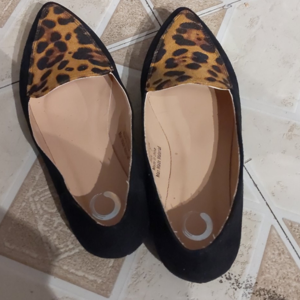 Journee Collection